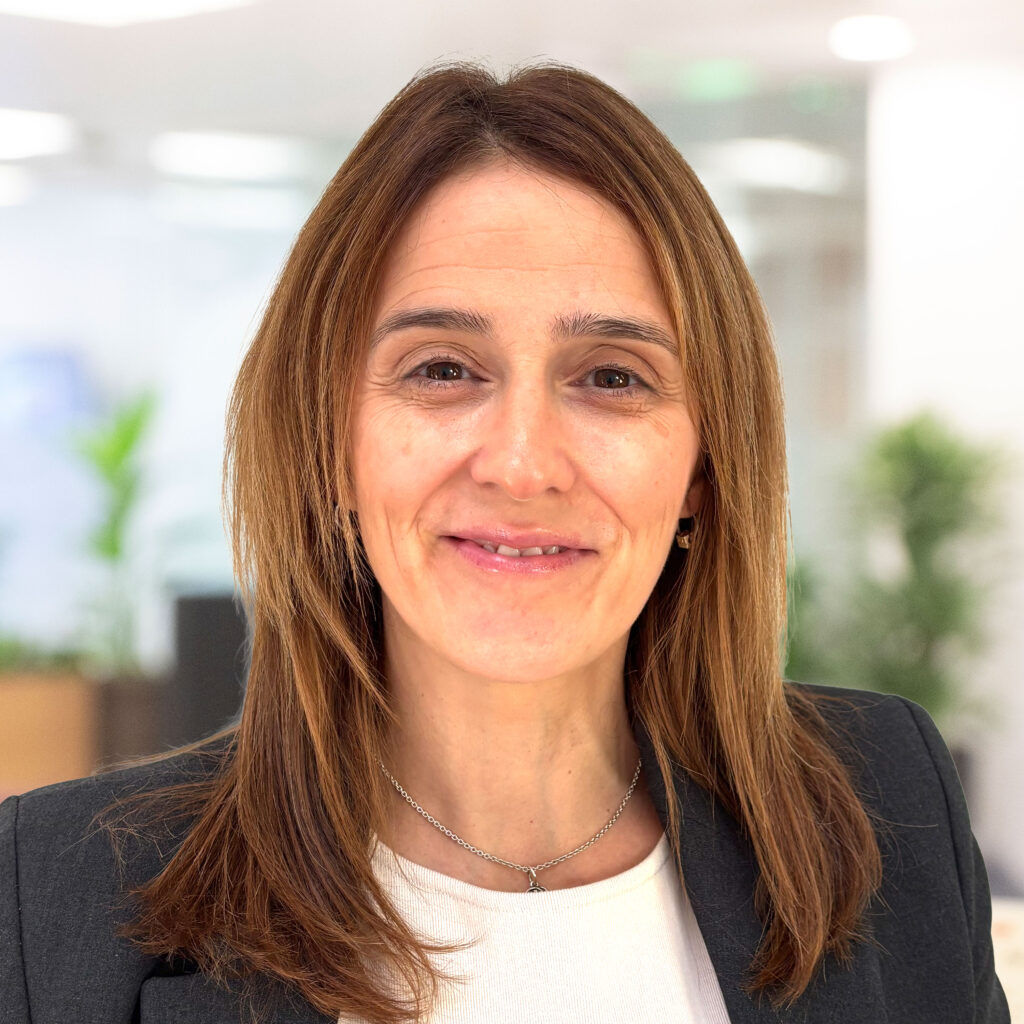Image of Kate Saunders